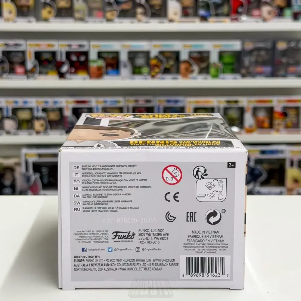 Funko Pop TV It's Always Sunny Philadelphia Dennis as Dayman 1050 Vinyl Figure